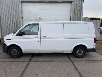 Volkswagen Transporter 2.0 TDI DSG 150PK L2H1 Navi picture 2