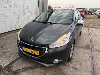 Peugeot 208 1.2 VTi Urban Soul picture 8