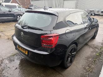 BMW 1-serie 116i Sport picture 5