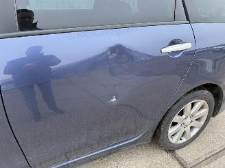 Mitsubishi Grandis 2.4-16V InSport 7-Persoons picture 3