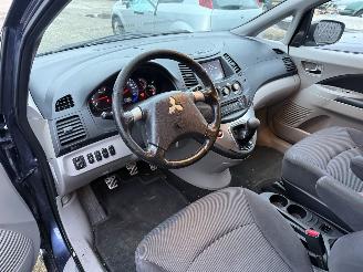 Mitsubishi Grandis 2.4-16V InSport 7-Persoons picture 11
