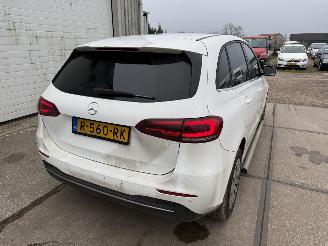 Mercedes B-klasse 200d Automaat picture 3
