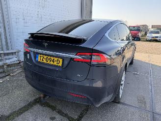 Tesla Model X 75D 7-Seats picture 3