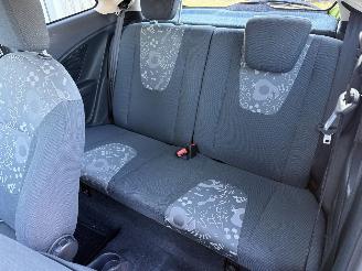 Ford Ka 1.2 Cool & Sound s/s picture 24