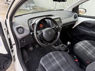 Peugeot 108 1.0 e-VTi Active picture 19