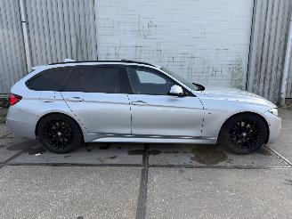 BMW 3-serie 318i Touring M-Sport Pano H&K Leer picture 2
