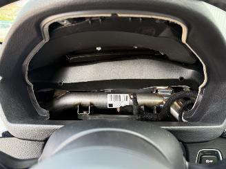 BMW 3-serie 318i Touring M-Sport Pano H&K Leer picture 17