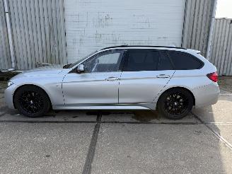 BMW 3-serie 318i Touring M-Sport Pano H&K Leer picture 10