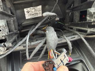 BMW 3-serie 318i Touring M-Sport Pano H&K Leer picture 21