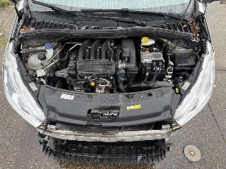 Peugeot 208 1.2 PureTech Automaat picture 13