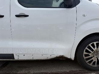 Opel Vivaro 2.0 CDTI L3H1 Edition Automaat picture 2