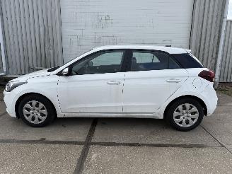 Hyundai I-20 1.0 T-GDI Comfort picture 2