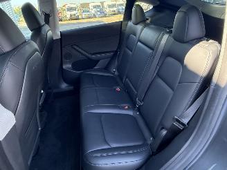 Tesla Model Y Long Range AWD 75kWh picture 11