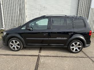 Volkswagen Touran 1.4 TSI DSG Cross Touran picture 12
