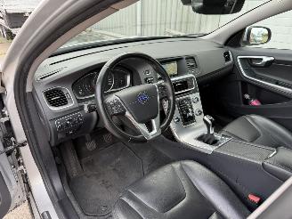 Volvo S-60 2.0 D2 picture 16