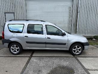 Dacia Logan MCV 1.4 Ambiance Airco picture 2