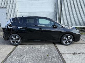 Nissan Leaf N-Connecta 40 kWh picture 3