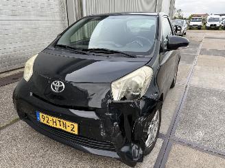 Schadeauto Toyota iQ 1.0 VVTi Comfort 2009/2