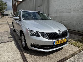 Schadeauto Skoda Octavia 1.0 TSI Ambition Business 2018/1