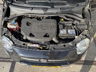 Fiat 500 0.9 TwinAir Turbo Sport picture 13