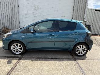 Toyota Yaris 1.5 Full Hybrid Dynamic picture 2