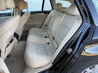 BMW 5-serie 528i Touring picture 24