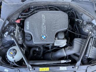 BMW 5-serie 528i Touring picture 12