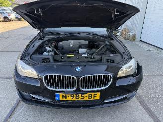 BMW 5-serie 528i Touring picture 10