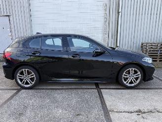 BMW 1-serie 118i M-Sport Automaat picture 2