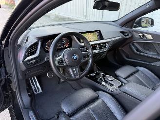 BMW 1-serie 118i M-Sport Automaat picture 16