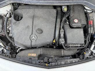 Mercedes B-klasse 220d Ambition Automaat picture 15