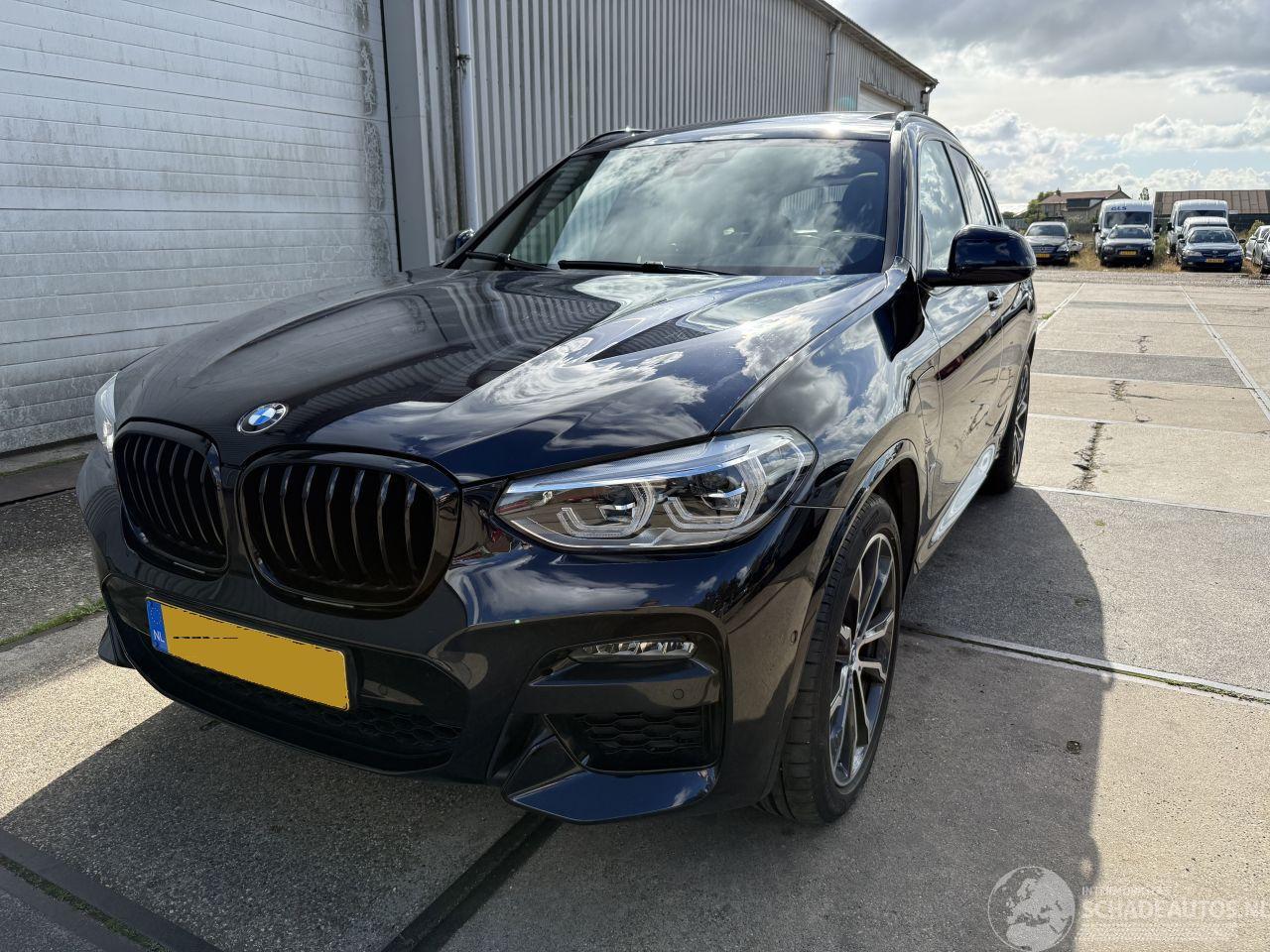 BMW X3 xDrive 30e M-Sport Panoramadak