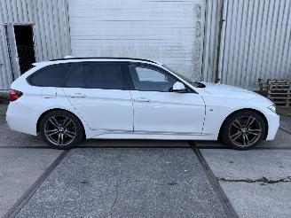 BMW 3-serie 330i Touring M-Sport picture 2