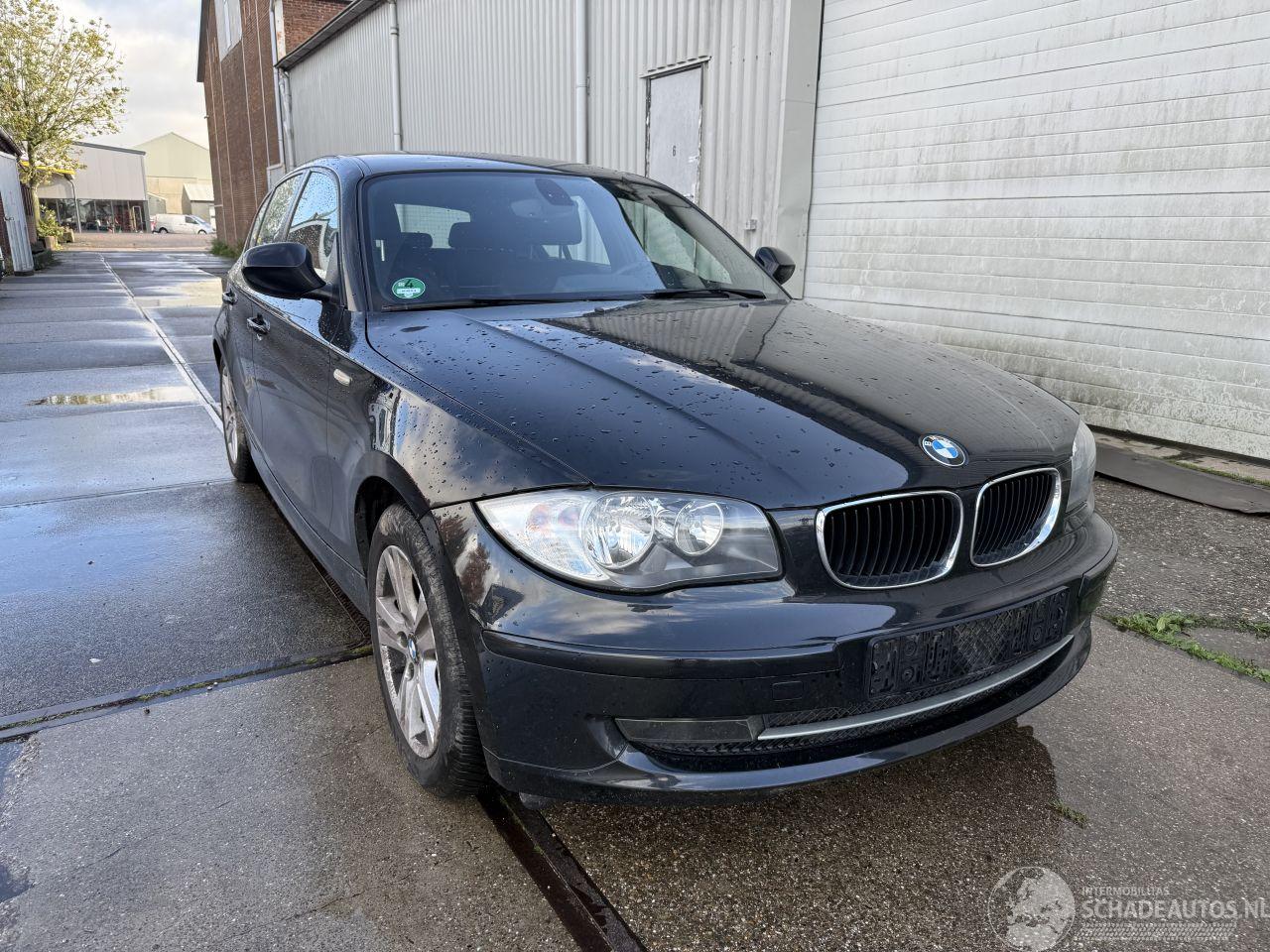 BMW 1-serie 118i Business Line Navigatie