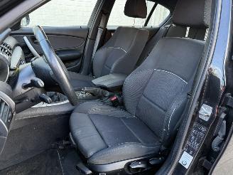 BMW 1-serie 118i Business Line Navigatie picture 23