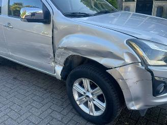Isuzu D-Max 4x4 LSX EURO 6 AIRCO picture 11
