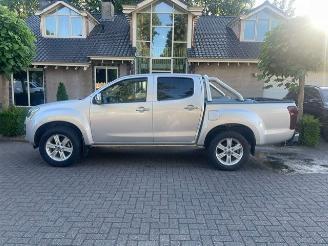Isuzu D-Max 4x4 LSX EURO 6 AIRCO picture 2