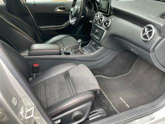 Mercedes A-klasse 180 AMG LINE PANORAMADAK NAVI picture 11
