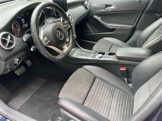 Mercedes A-klasse 180 AMG LINE PANORAMADAK NAVI LED picture 9