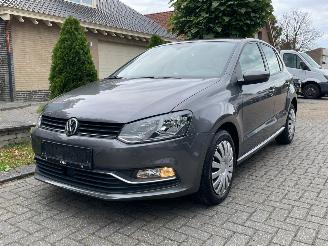 krockskadad bil auto Volkswagen Polo 1.0 TSI Comfortline Clima PDC 2017/7