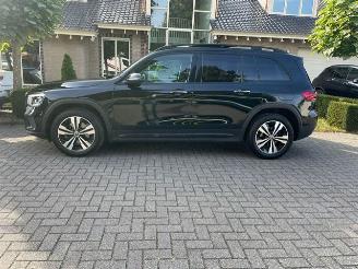 Mercedes GLB 200 d PANO NAVI CAMERA NIGHT WIDESCREEN picture 2