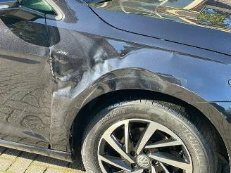 Volkswagen Golf 1.0 TSI Comfortline PANO NAVI CAMERA picture 16
