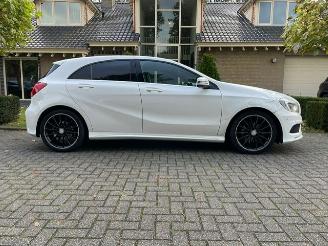 Mercedes A-klasse 180 CDI AMG LINE NAVI AUT PDC picture 5