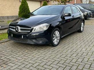 Unfallwagen Mercedes A-klasse 180 d BlueEFFICIENCY NAVI PDC 2017/5