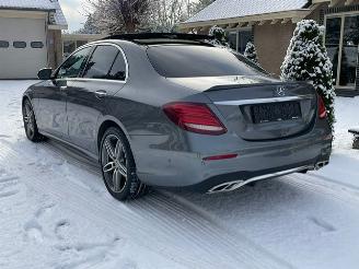 Mercedes E-klasse 220 d AMG LINE PANO NIGHT BURMESTER 360 picture 3