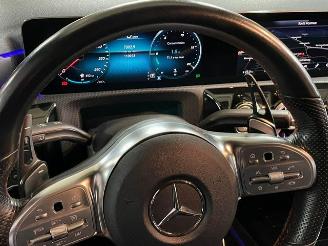 Mercedes A-klasse 180 d AMG LINE PANO NIGHT CAMERA NAVI LED picture 12