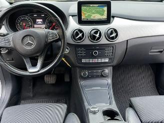 Mercedes B-klasse 180 d AUTOMAAT NAVI PDC picture 7