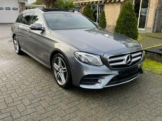 uszkodzony samochody osobowe Mercedes E-klasse 220 d AMG LINE PANO NAVI CAMERA LED 2017/1
