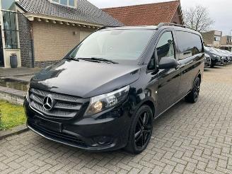 dañado vehículos comerciales Mercedes Vito 119 BleuTEC LANG AIRCO NAVI CAMERA 2017/7
