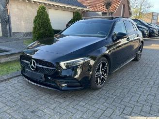 Schadeauto Mercedes A-klasse 200 d AMG LINE PANO NAVI NIGHT LED 2020/8